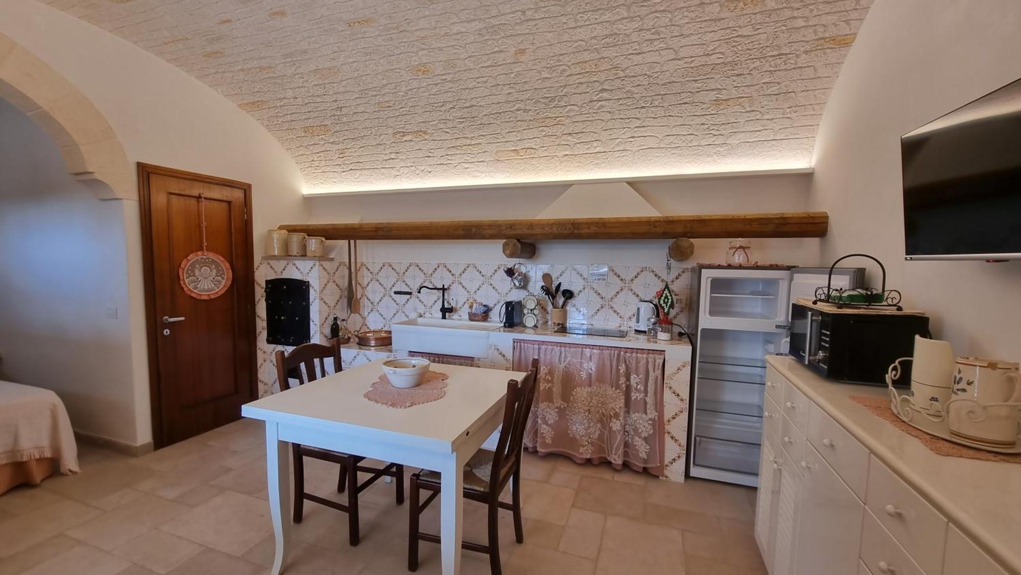 Valle D'Itria Trulli E Alcova Mikael Cisternino Bagian luar foto