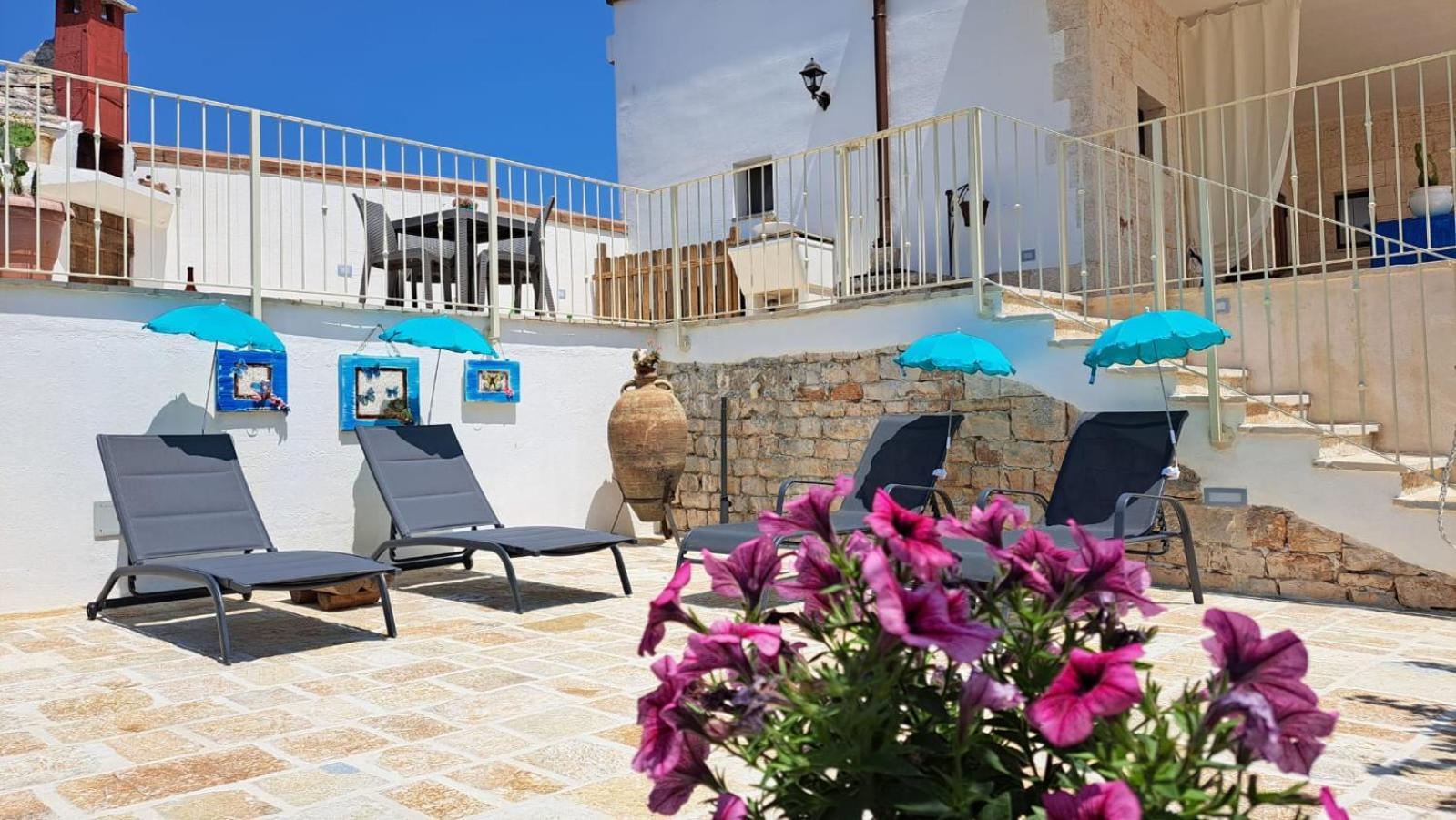 Valle D'Itria Trulli E Alcova Mikael Cisternino Bagian luar foto