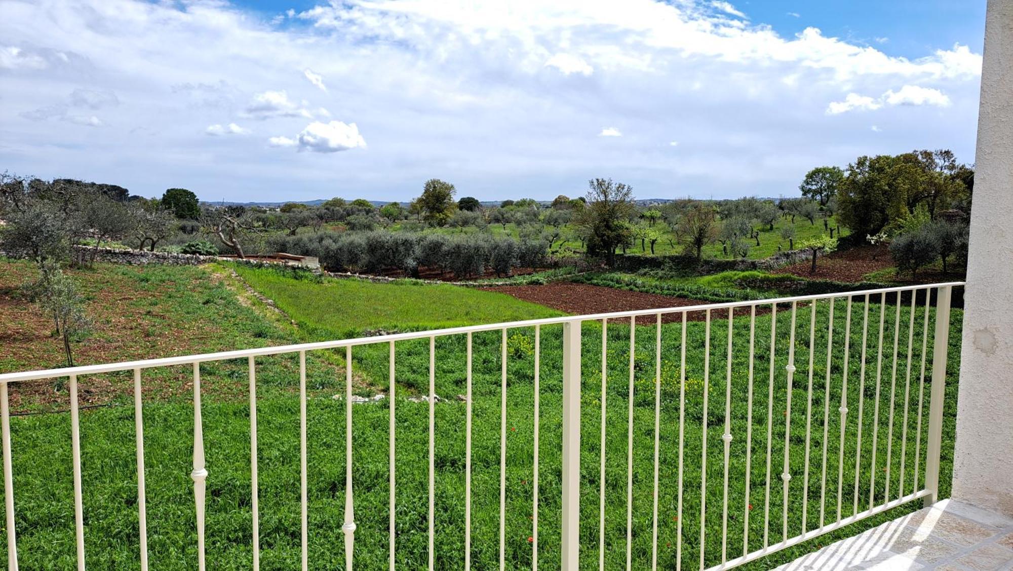 Valle D'Itria Trulli E Alcova Mikael Cisternino Bagian luar foto